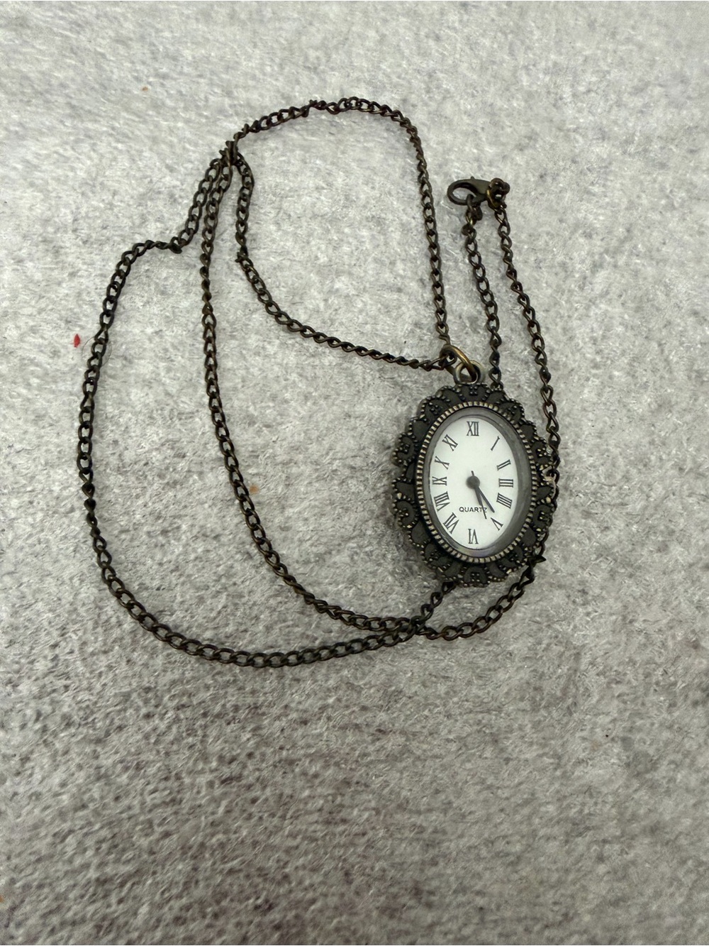 Antique-Style Bronze Oval Pendant Watch Necklace - White Dial